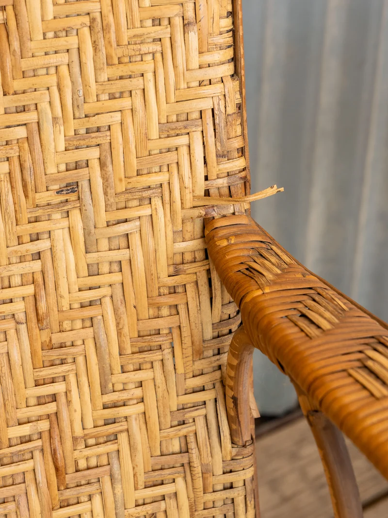 Ernest, le fauteuil en osier N°1096