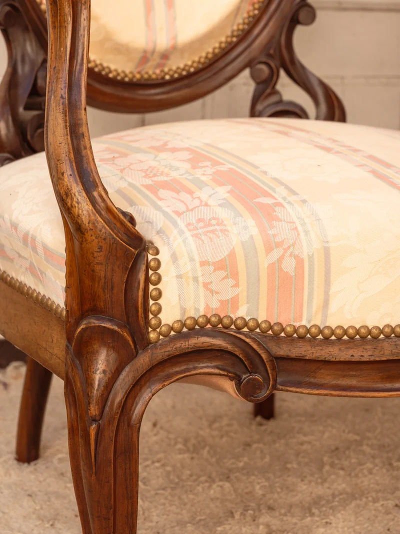 Ernest, la paire de fauteuils Napoléon III en bois N°1487