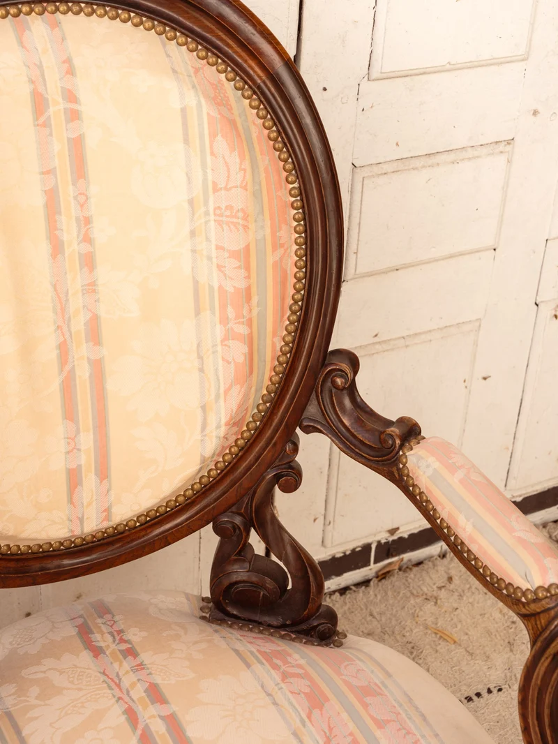 Ernest, la paire de fauteuils Napoléon III en bois N°1487