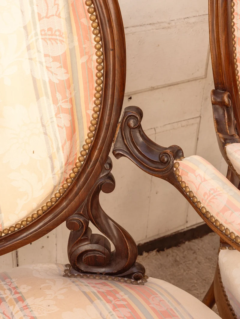 Ernest, la paire de fauteuils Napoléon III en bois N°1487