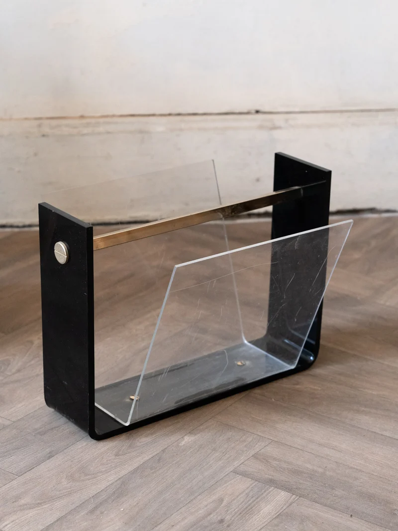 Marius, le porte-revues en plexiglass N°265