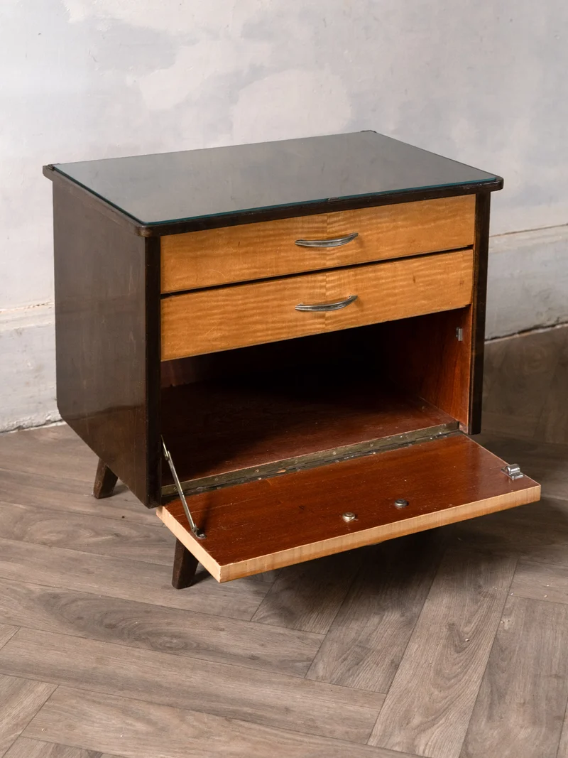 Maïa, la table de chevet scandinave en bois et verre N°1539