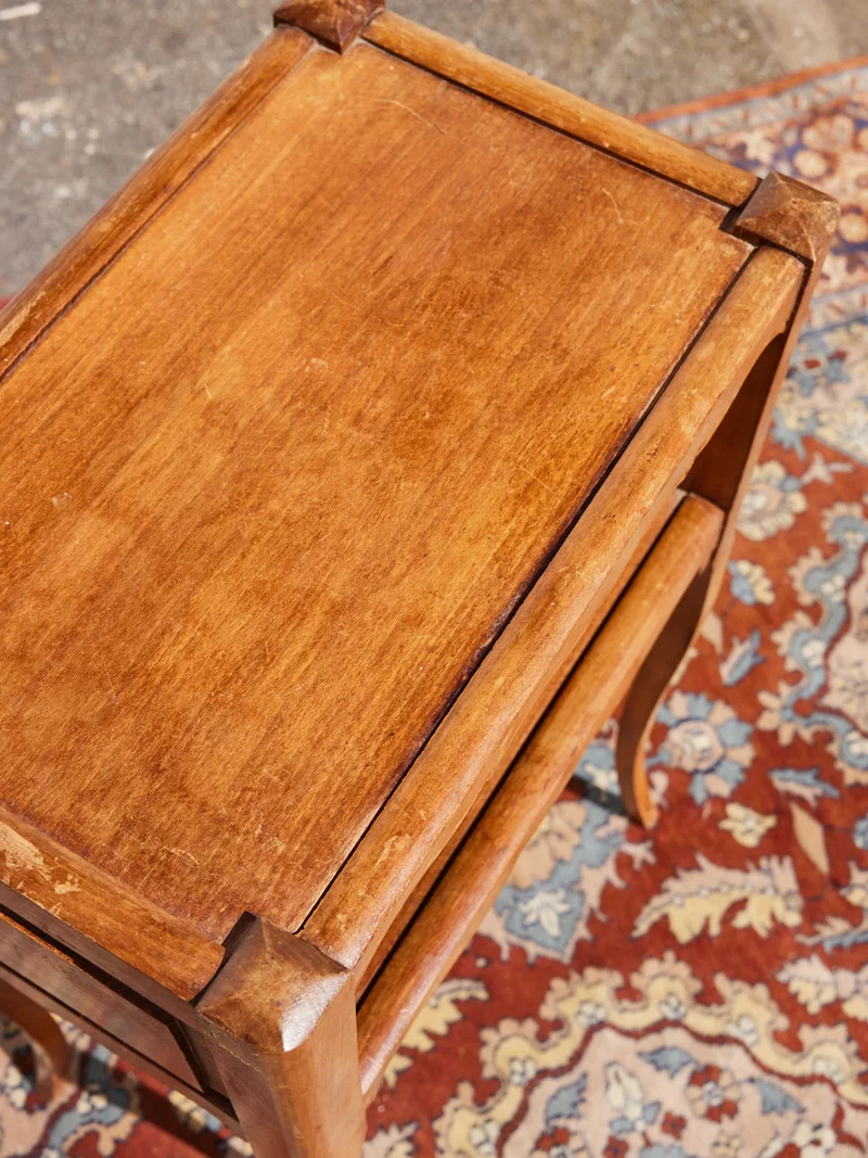 Odile, la table de chevet ancienne en merisier N°1470