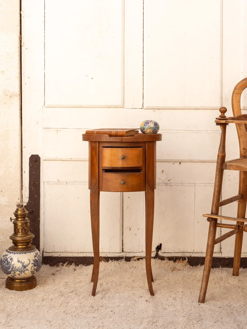 Odile, la table de chevet en bois N°1489