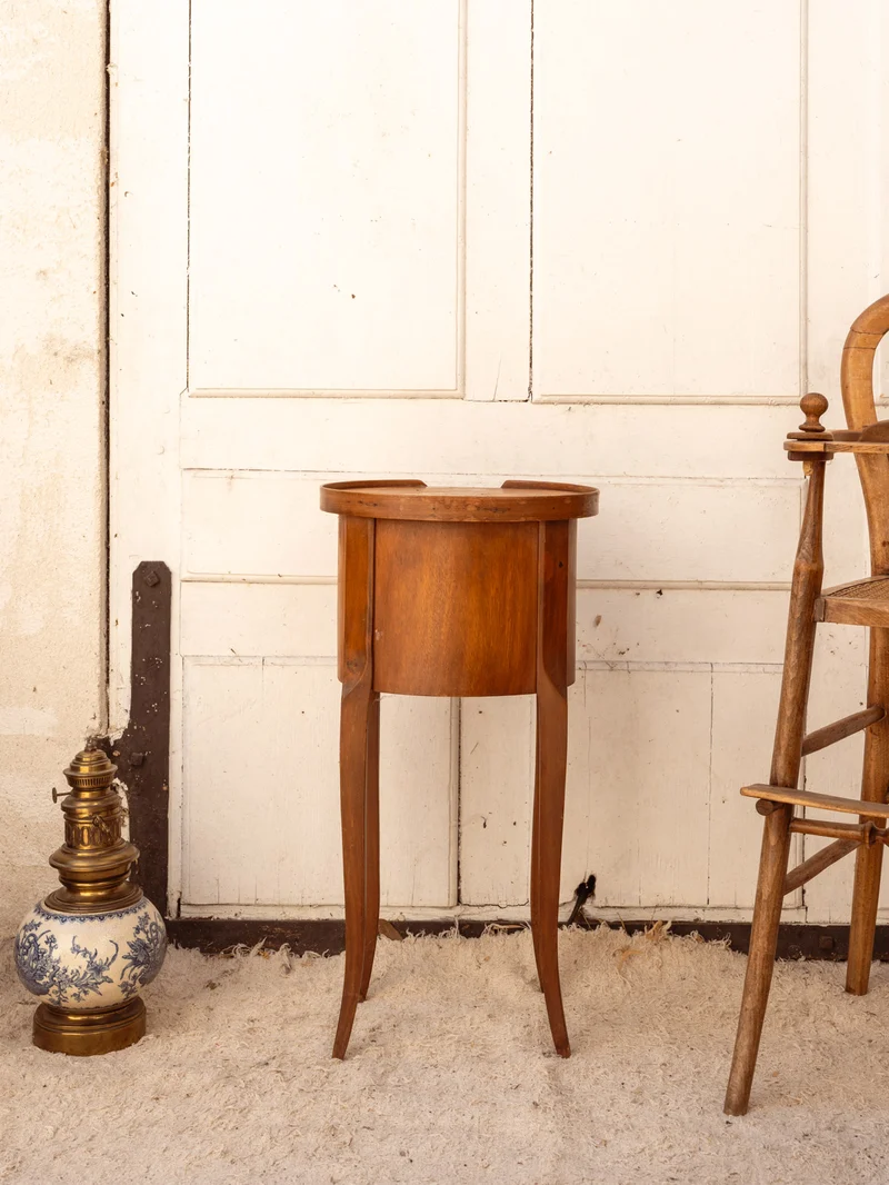 Odile, la table de chevet en bois N°1489