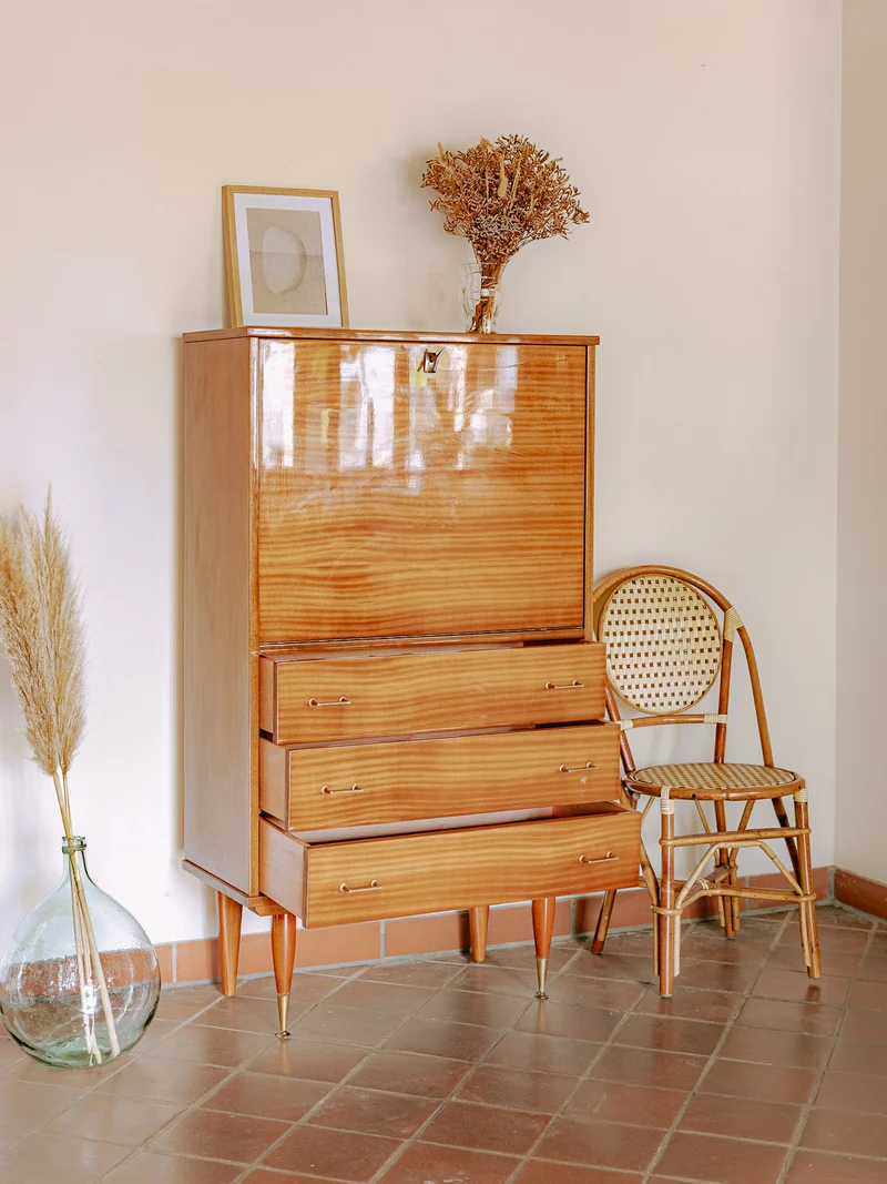 Honoré, le secrétaire mid-century en bois vernis N°203