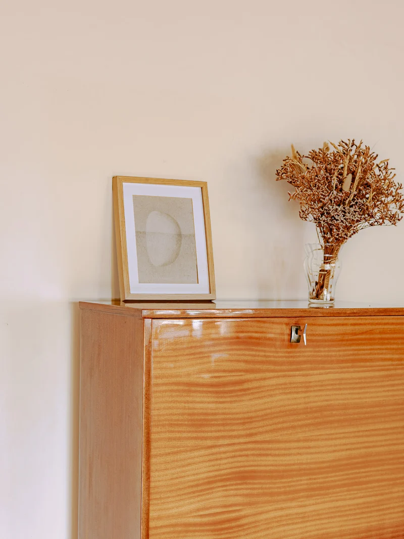 Honoré, le secrétaire mid-century en bois vernis N°203