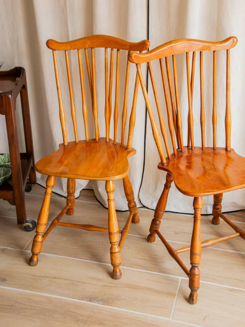 Claude, la paire de chaises au style western N°1450