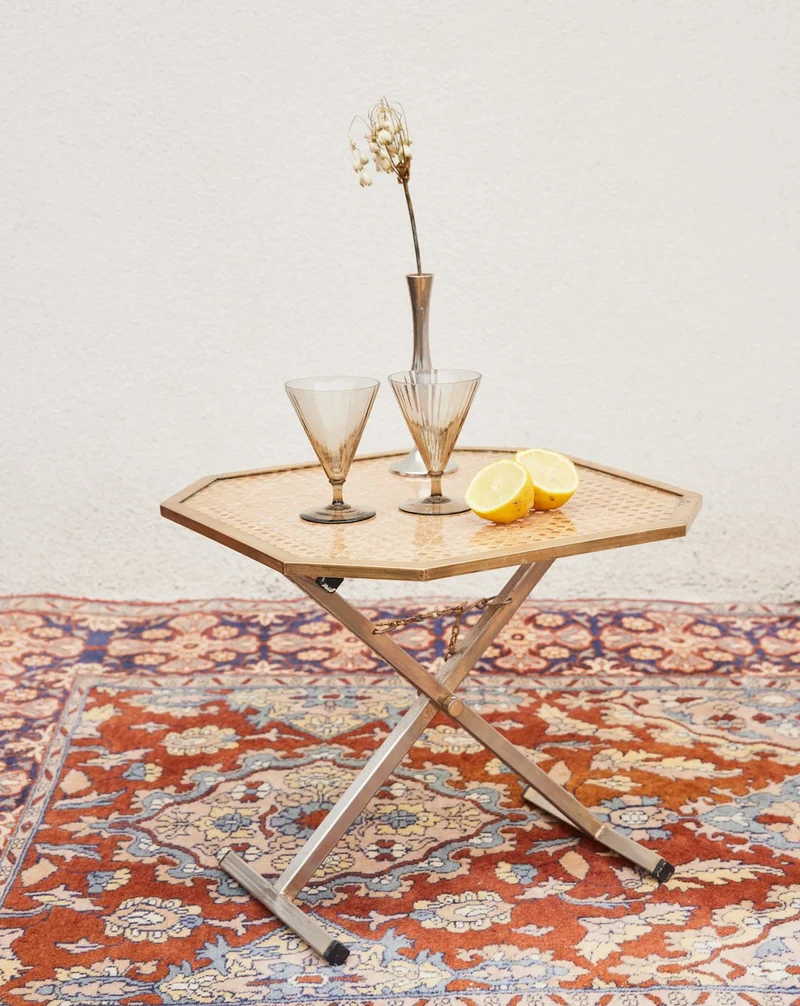Hanna, la petite table pliante design N°1414