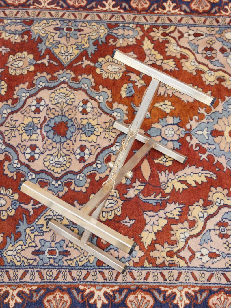 Hanna, la petite table pliante design N°1414