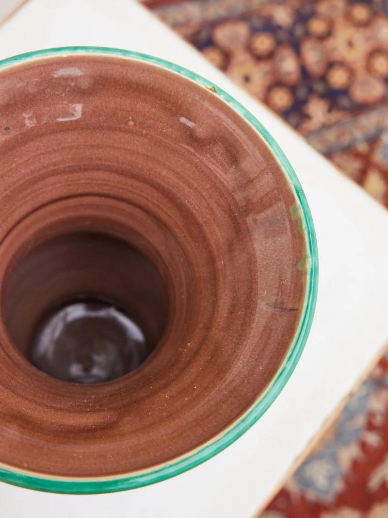 Edmond, le vase vert et doré N°201