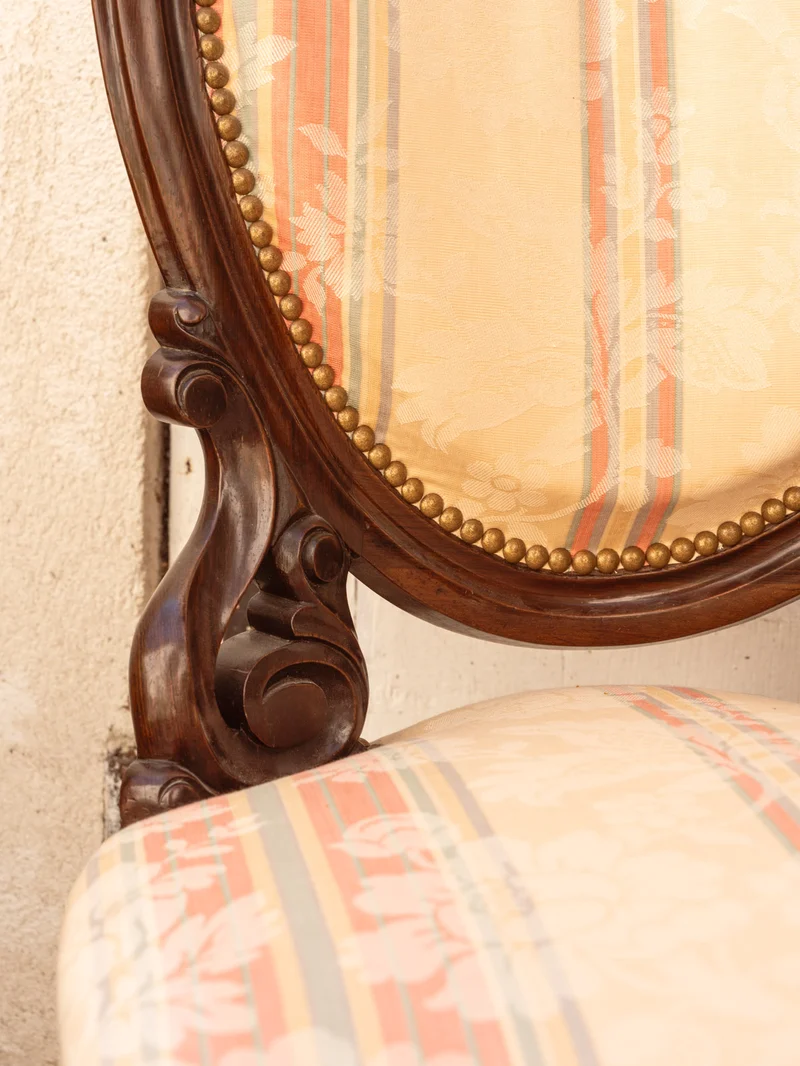 Claude, la paire de chaises Napoléon III en bois N°1454