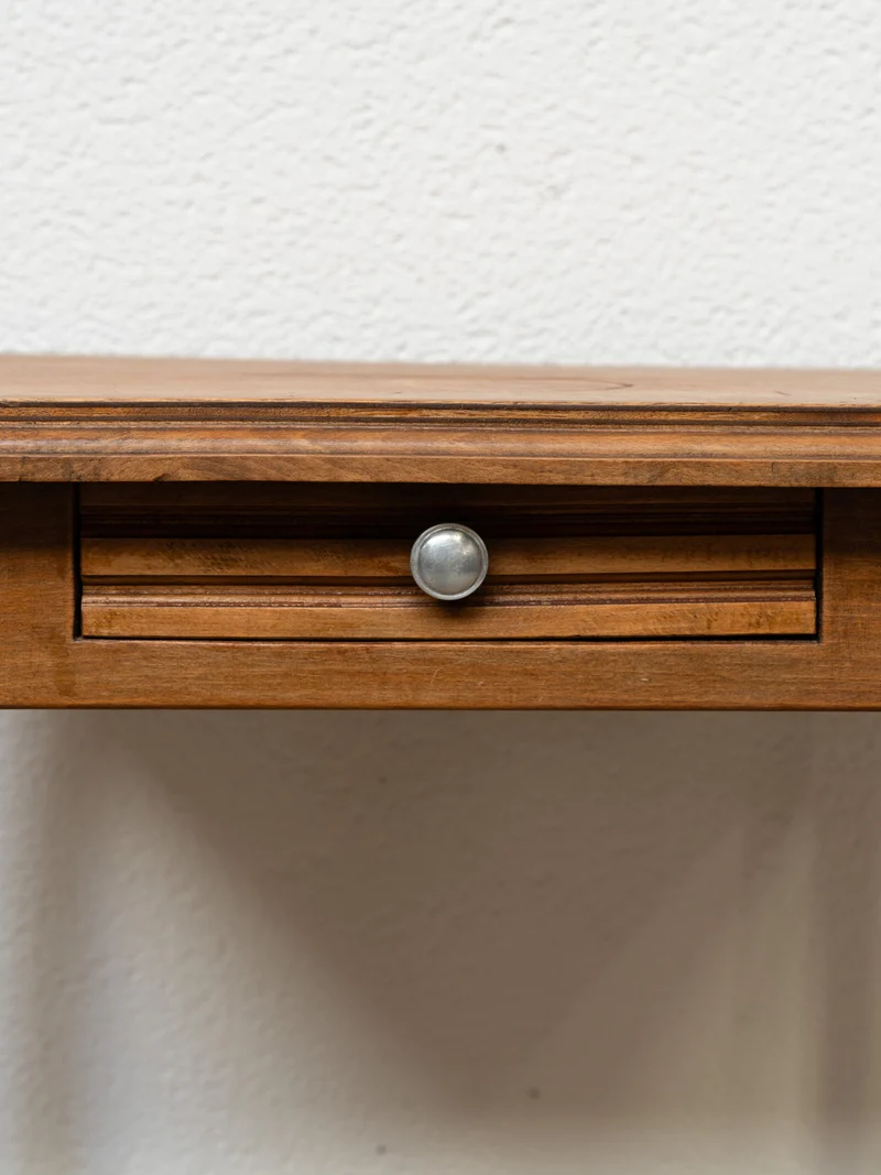 Francine, la table d'appoint en bois N°1100