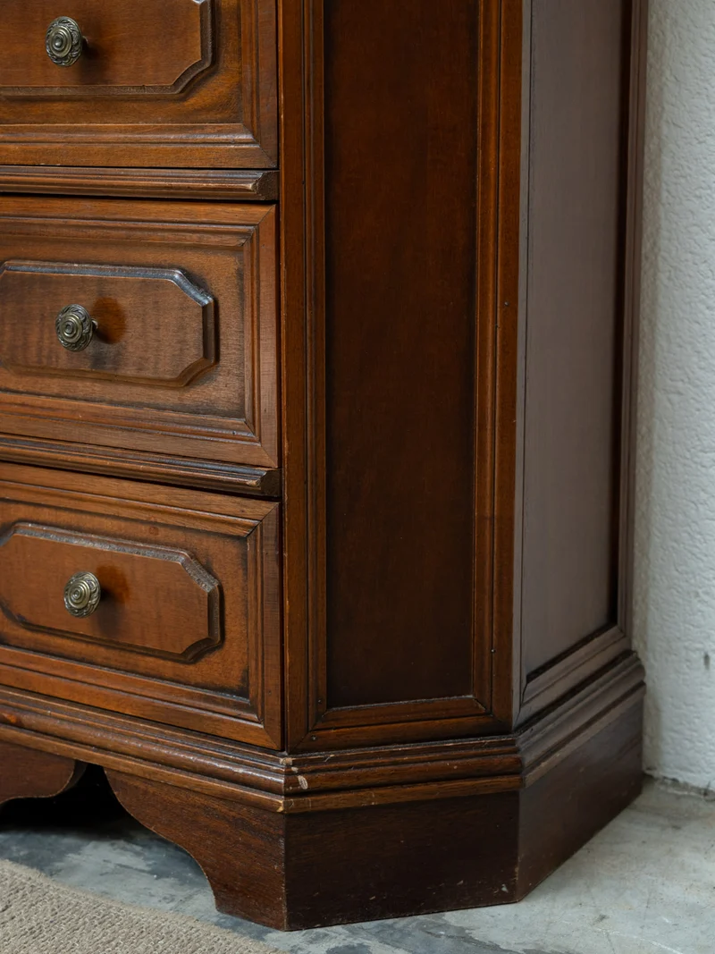 Valery, le chiffonnier en bois N°118