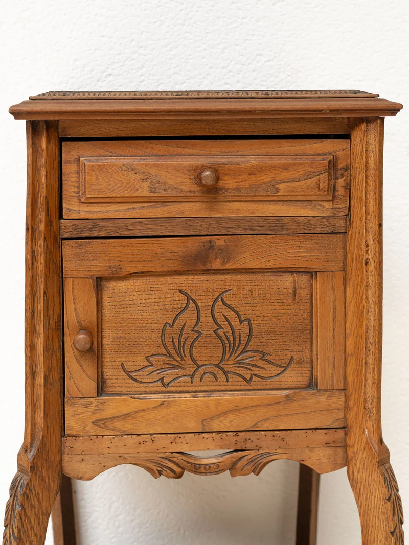 Odile, la table de chevet en bois et marbre N°1460