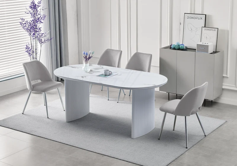 Ensemble table marbre beige et chaises argent – Kara