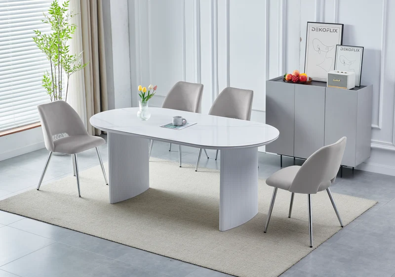 Ensemble table marbre blanc et chaises argent – Kara