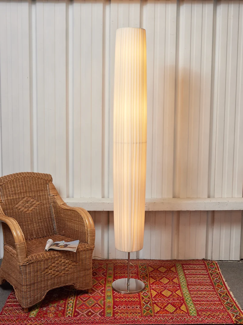 Julien, le lampadaire en tissu plié N°390