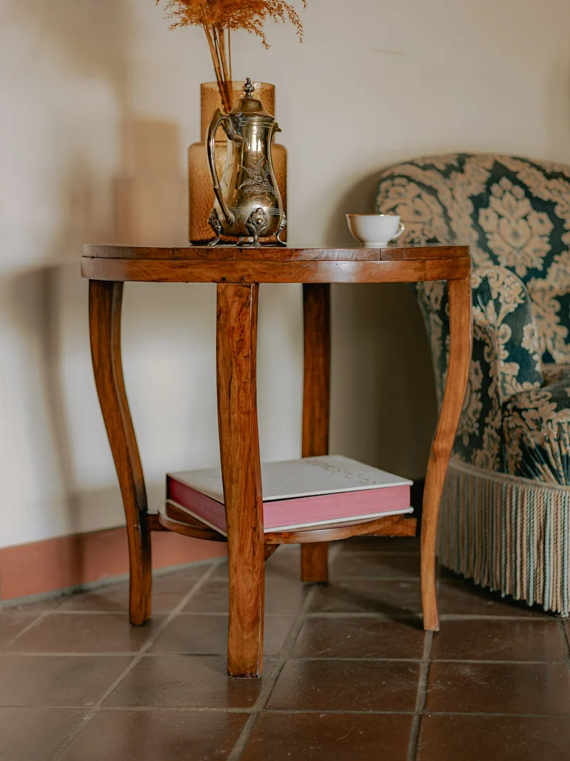 Francine, la table d'appoint ronde bohème N°1133