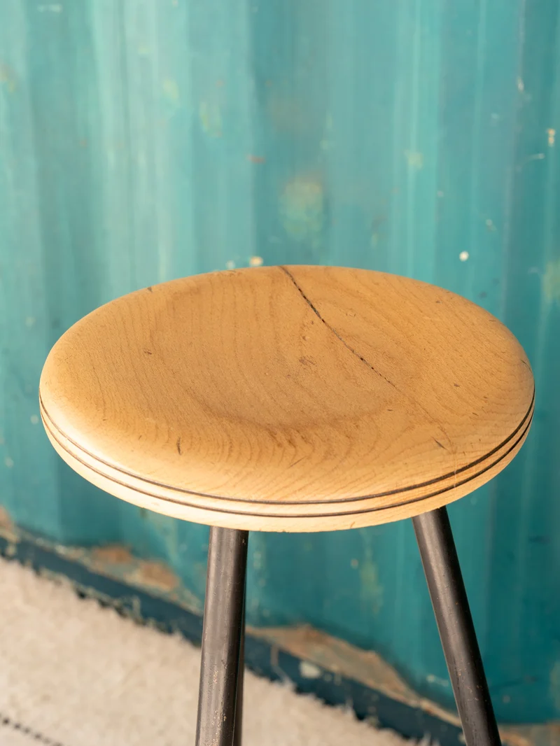 Gaston, le tabouret de bar en bois et métal N°196