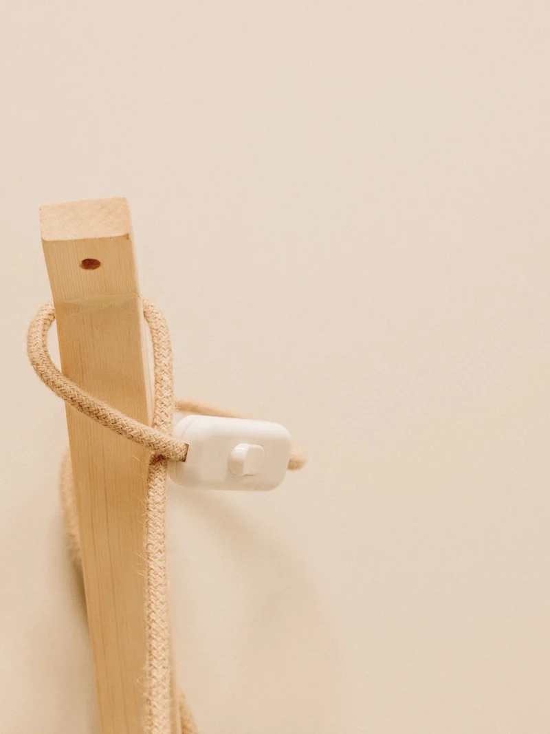 Sonia, la suspension en opaline blanche N°292