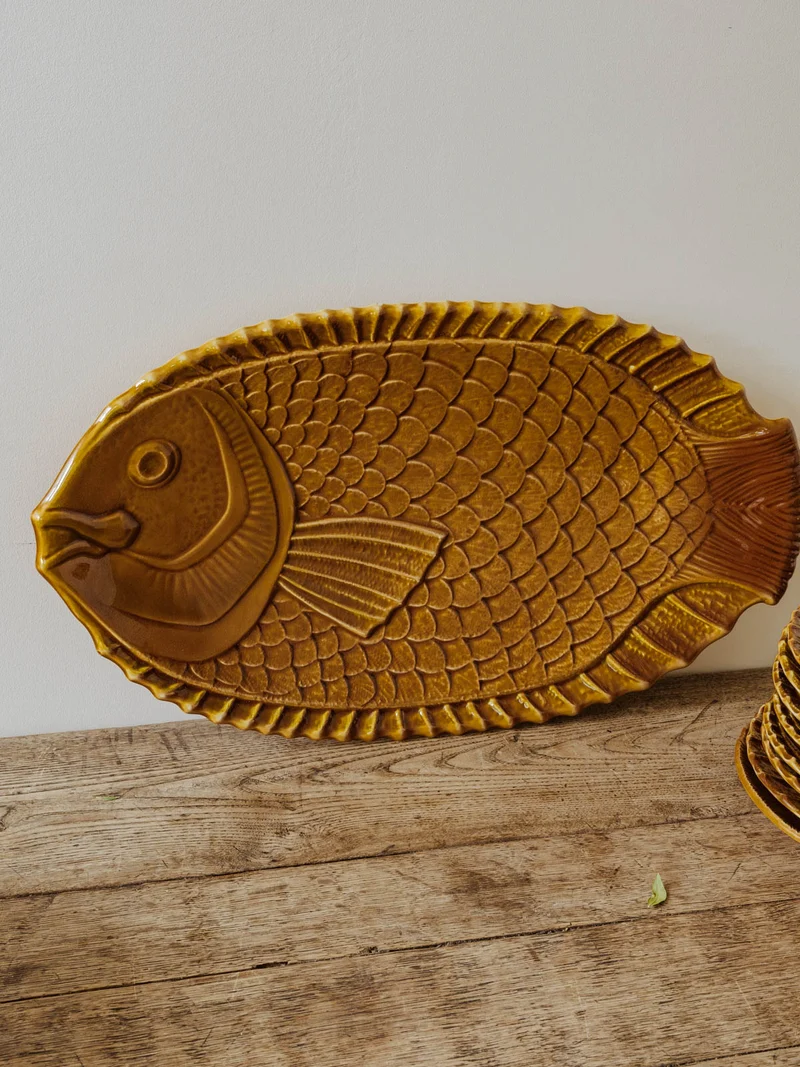 Nestor, le service de vaisselle poisson en faïence N°694