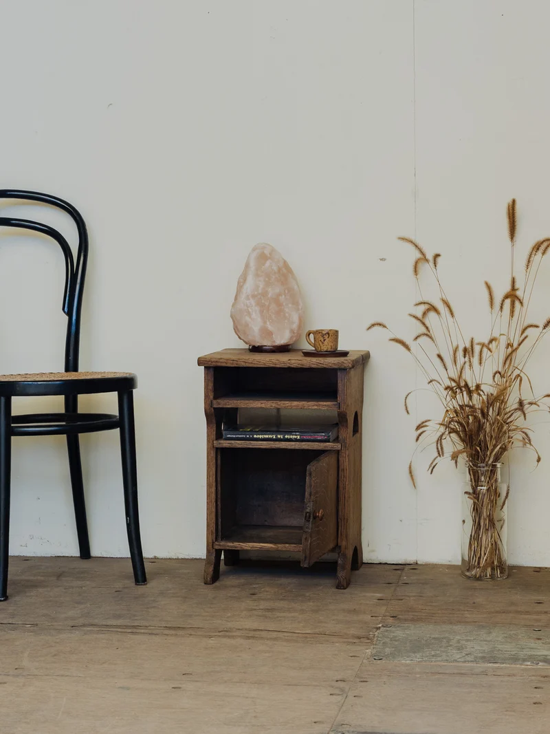 Odile, la table de chevet en bois N°1439