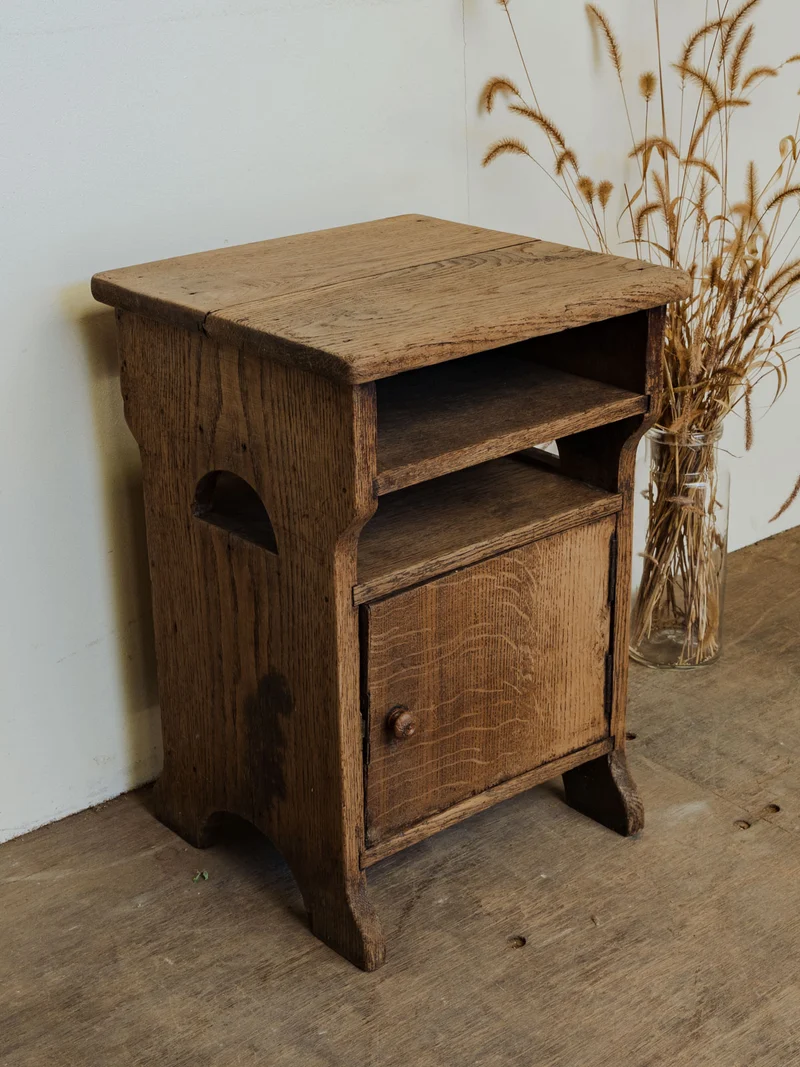 Odile, la table de chevet en bois N°1439