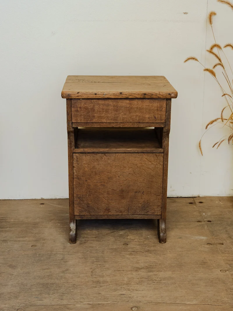 Odile, la table de chevet en bois N°1439