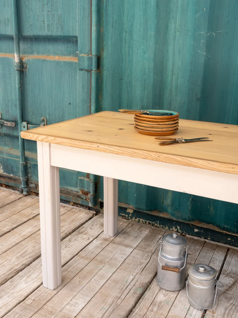 Romy, la grande table à manger en bois N°1443