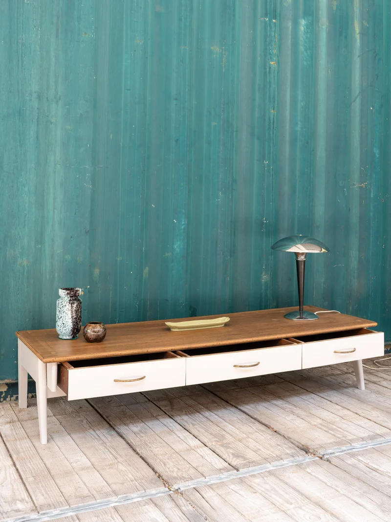 Léonie, la longue table basse en bois N°1066