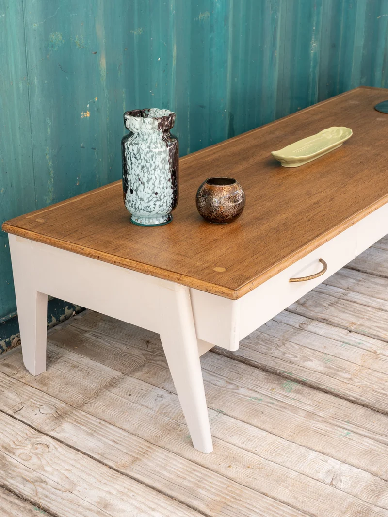 Léonie, la longue table basse en bois N°1066