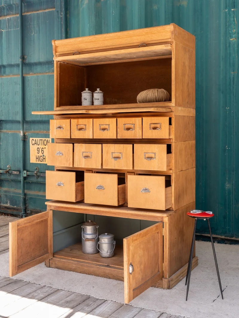 Fernand, le meuble de métier à casiers en bois N°393
