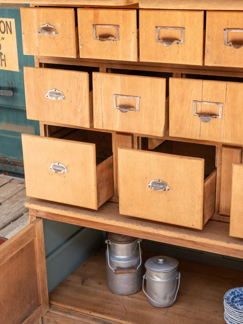 Fernand, le meuble de métier à casiers en bois N°393