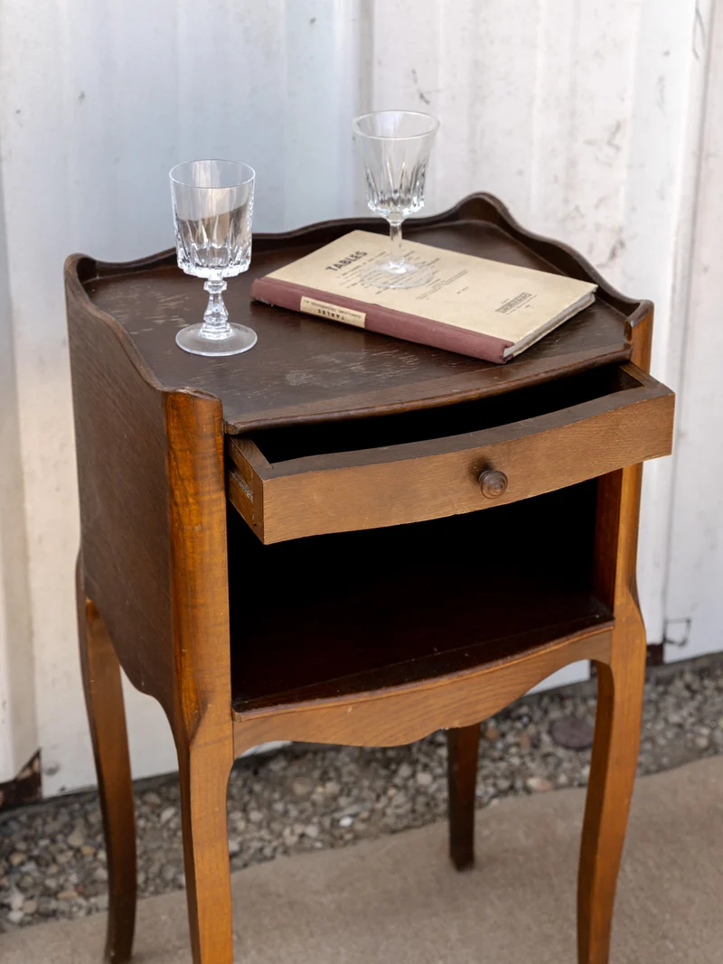 Odile, la table de chevet en bois N°1485