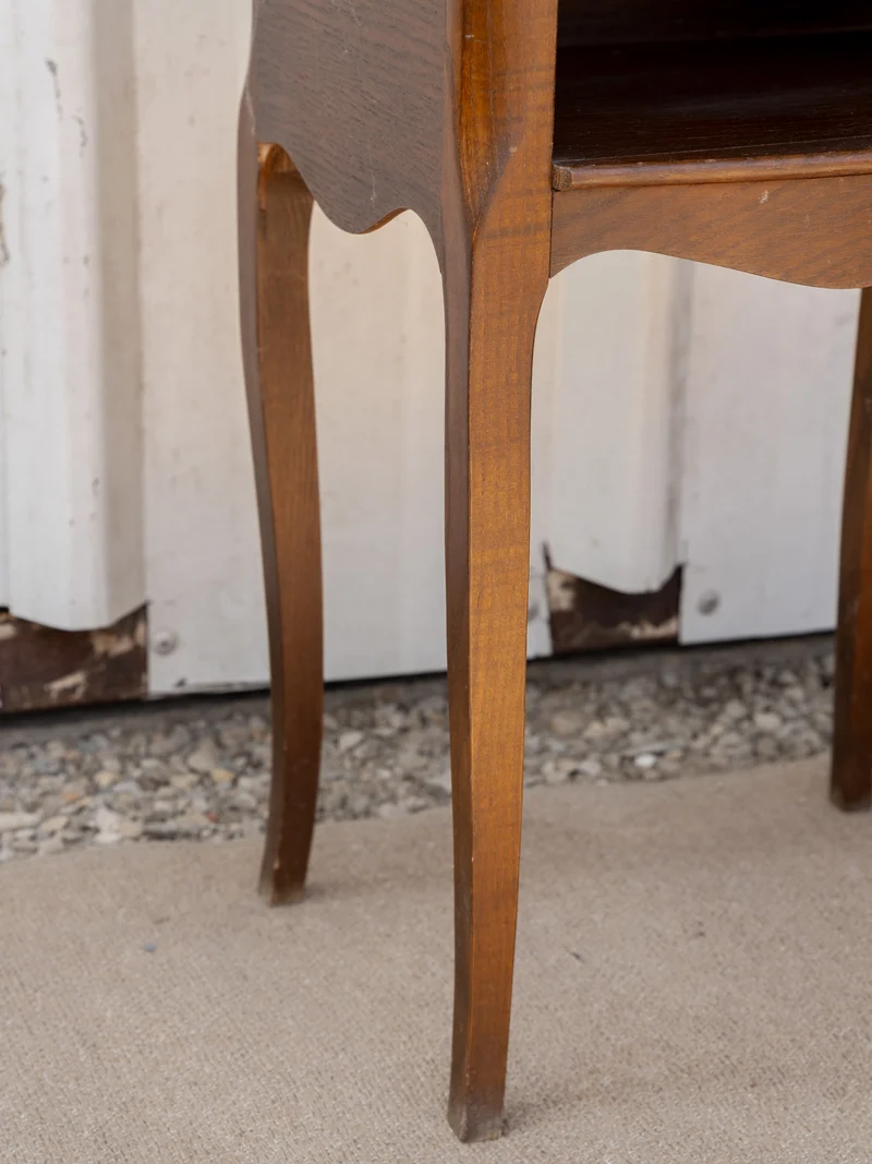 Odile, la table de chevet en bois N°1485