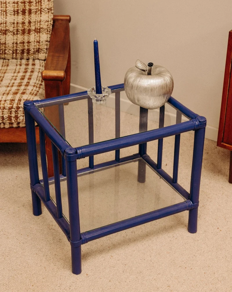 Donna, la table basse bleu Majorelle N°1075