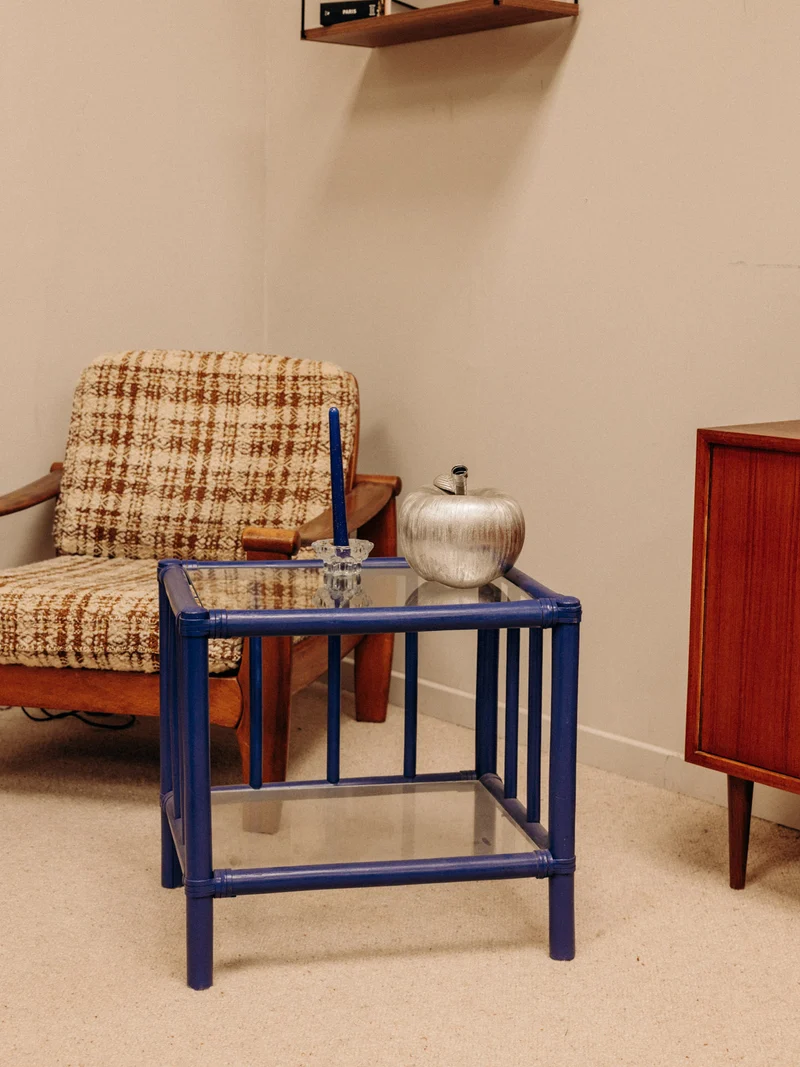 Donna, la table basse bleu Majorelle N°1075