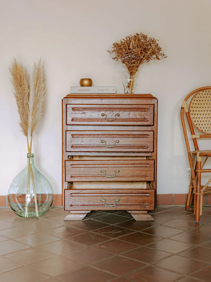 Garance, la commode classique en chêne massif N°701