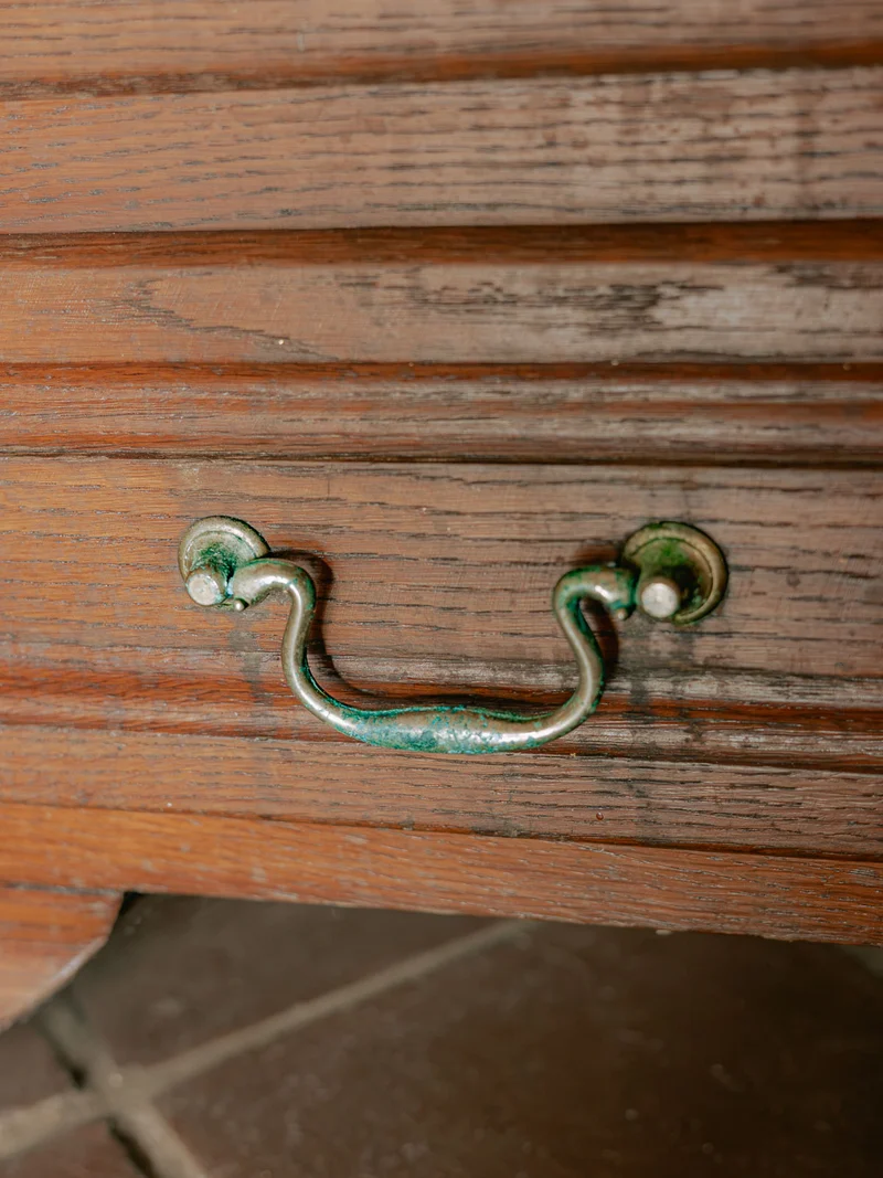 Garance, la commode classique en chêne massif N°701