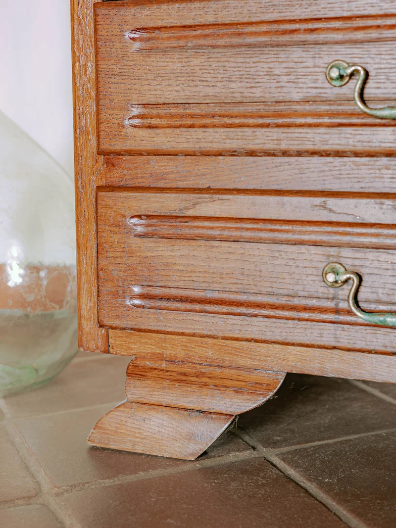 Garance, la commode classique en chêne massif N°701