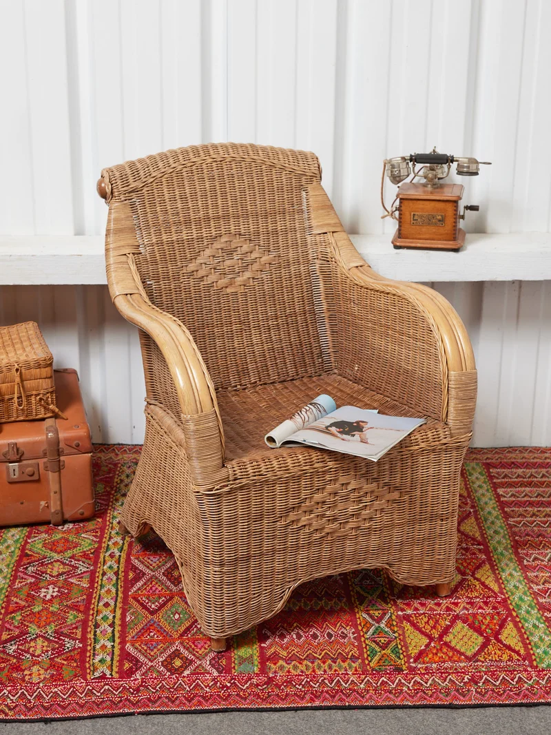 Ernest, le grand fauteuil en osier N°1090