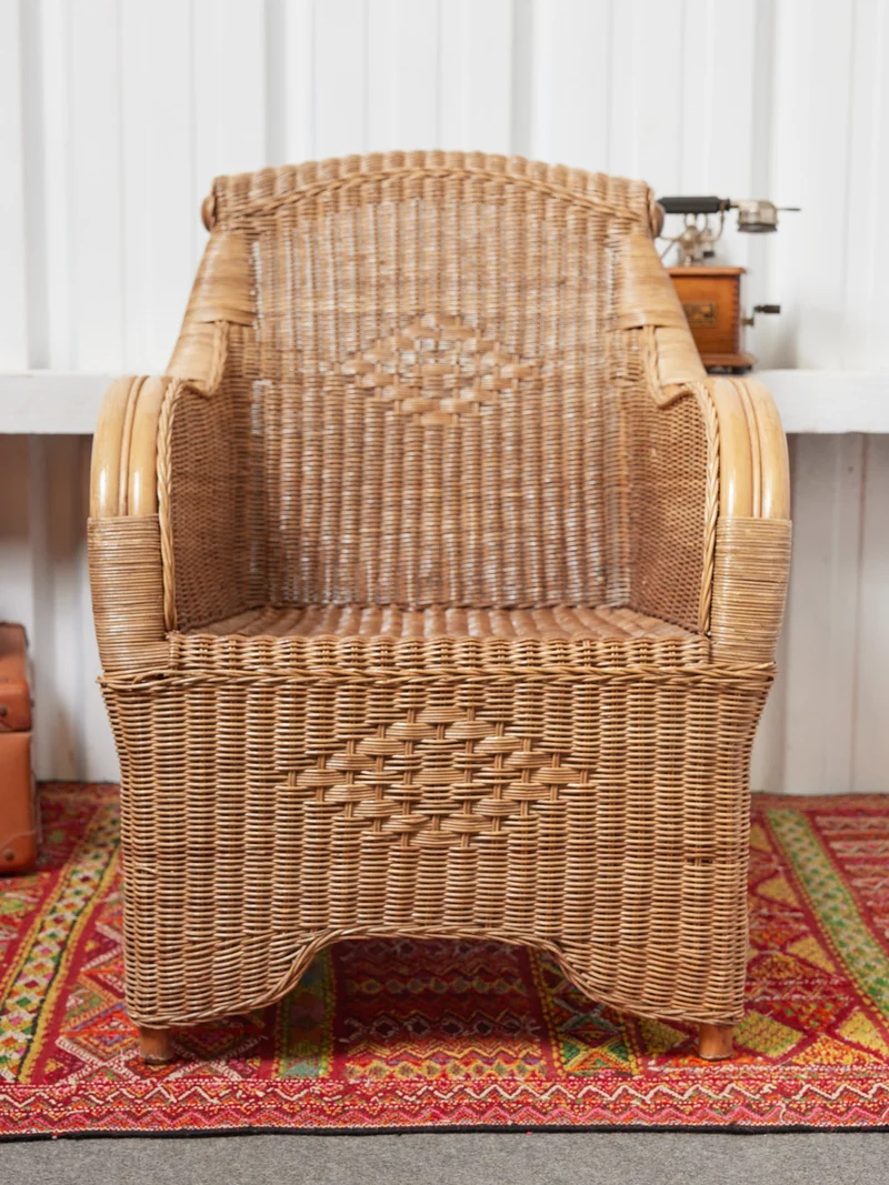 Ernest, le grand fauteuil en osier N°1090