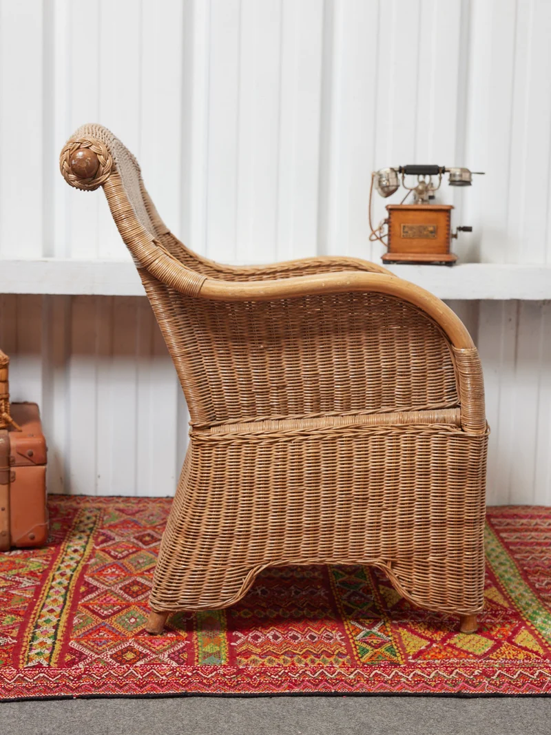 Ernest, le grand fauteuil en osier N°1090