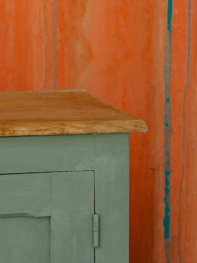 Gilbert, le long buffet en bois vert d'eau N°1591