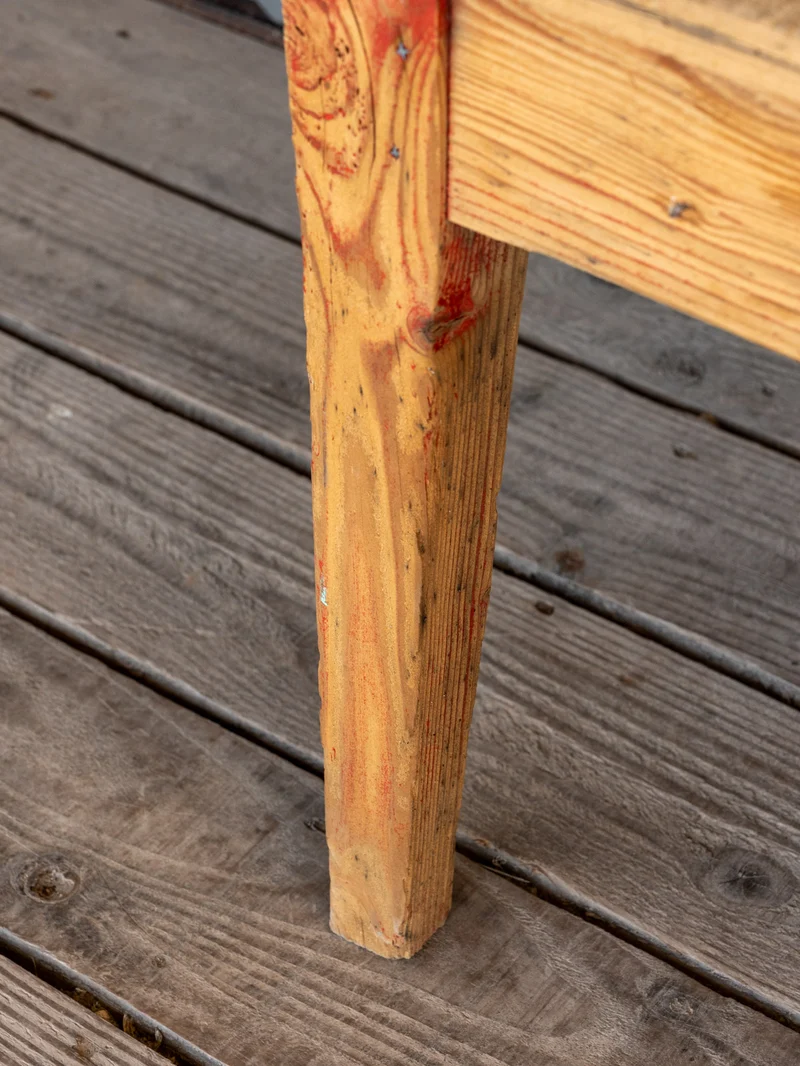 Antoine, le grand banc en bois N°471