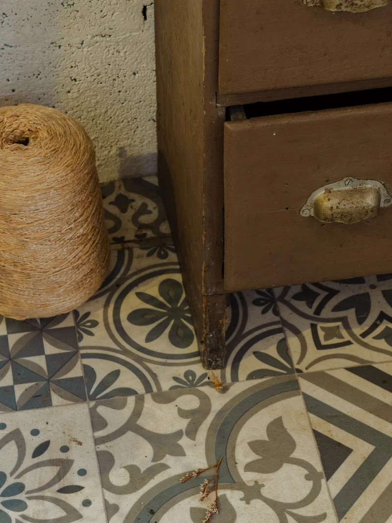 Fernand, le meuble de métier en bois marron N°382