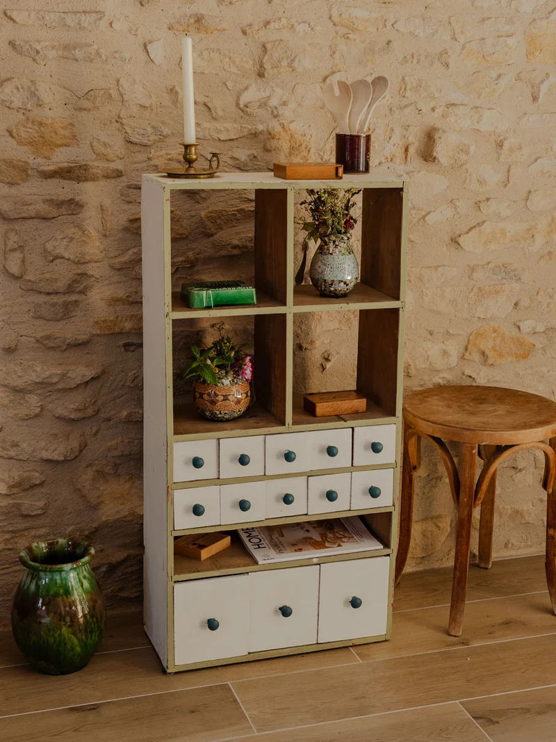 Fernand, le petit meuble de métier en bois N°369