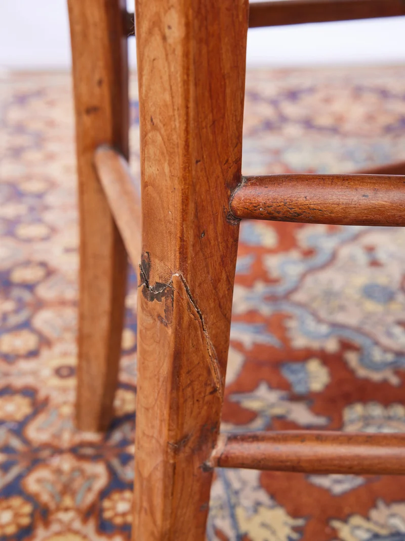 Claude, la paire de chaises en bois vintage N°1439