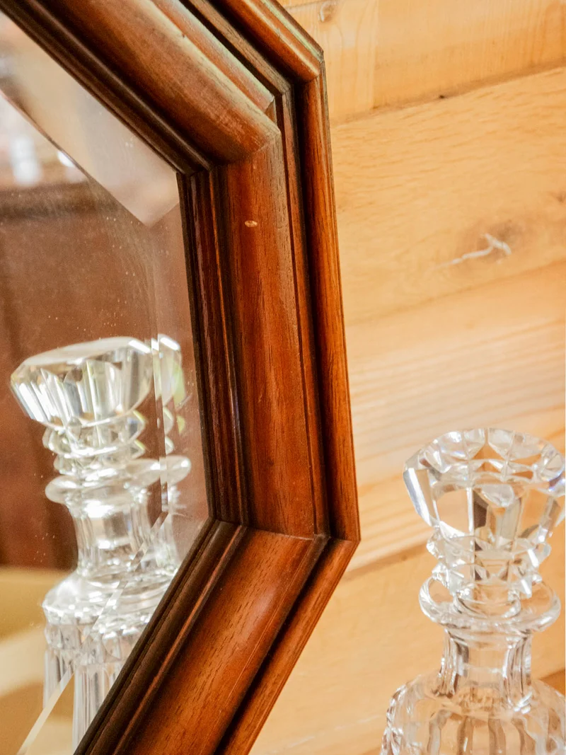 Georges, le miroir octogonal en bois foncé N°1319